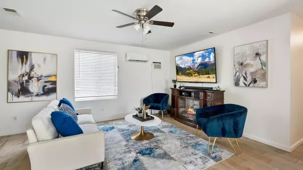 445 Kempton St, Spring Valley, CA 91977