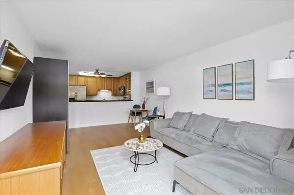 San Diego, CA 92116,3030 Suncrest #102