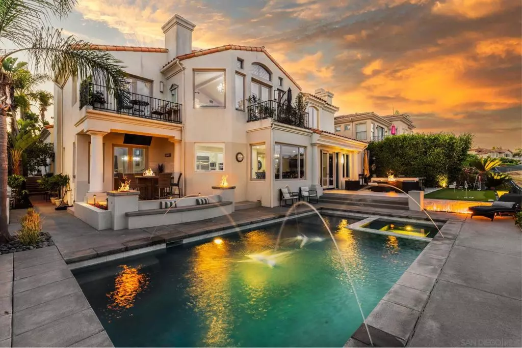 Carlsbad, CA 92011,7124 Aviara Dr