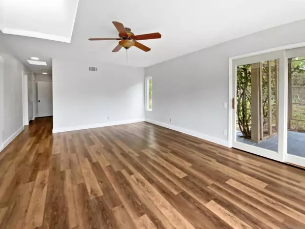 Poway, CA 92064,17759 Saint Andrews Dr