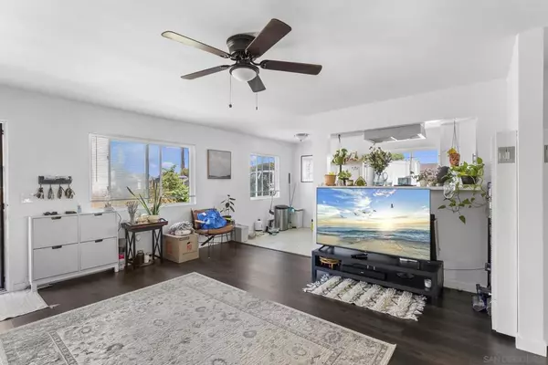 Imperial Beach, CA 91932,1484 90 15th St