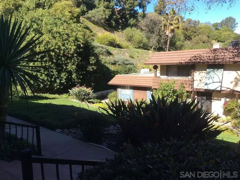 San Diego, CA 92115,4616 Collwood Ln