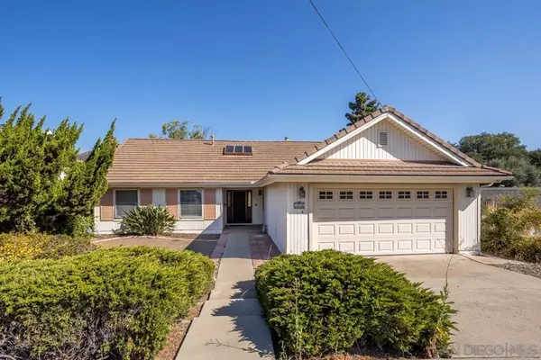 7976 Lake Cayuga, San Diego, CA 92119
