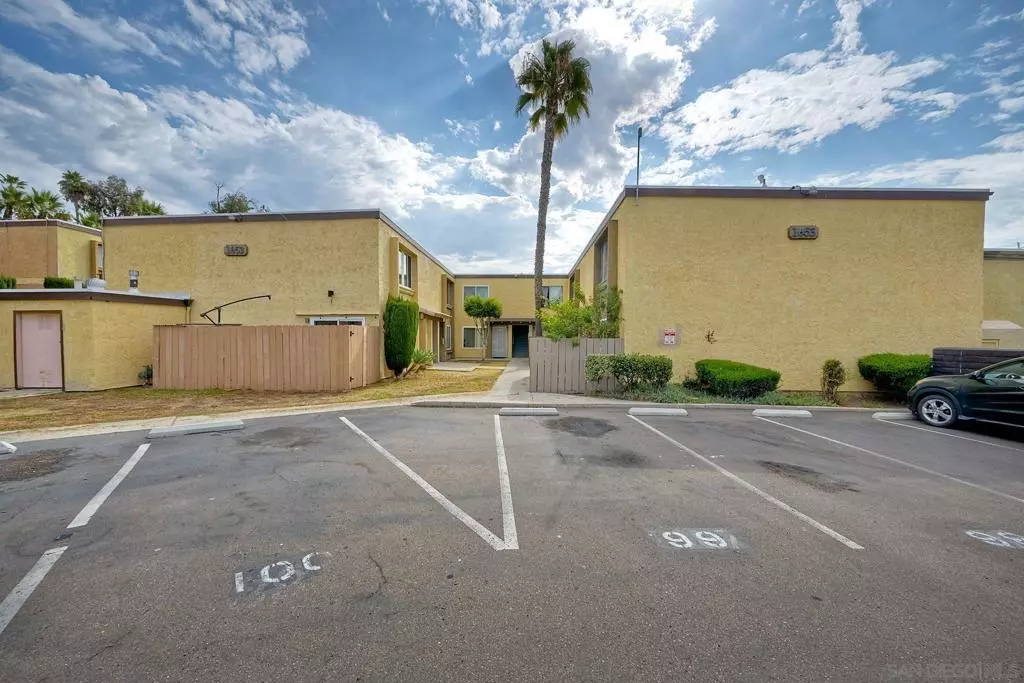 San Diego, CA 92105,1653 Pentecost Way #12