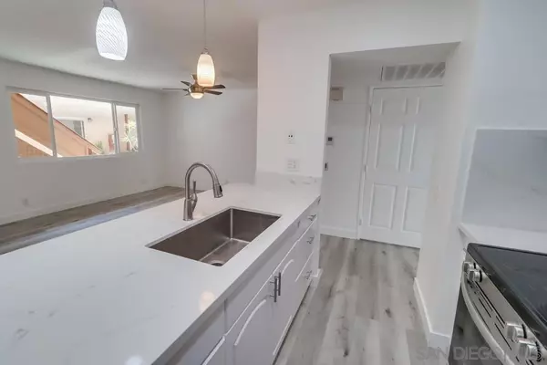 San Diego, CA 92115,4209 45th St #8