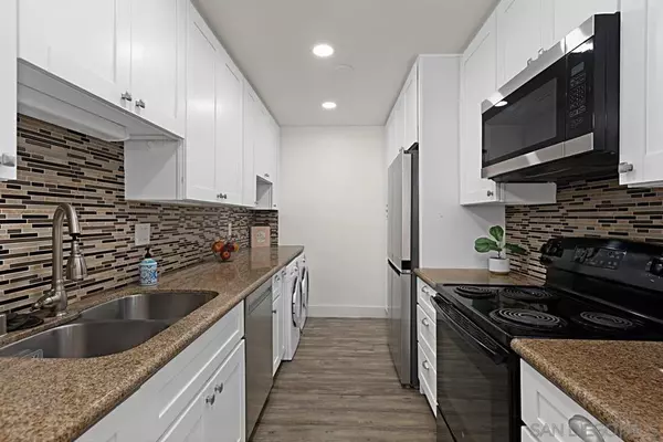San Diego, CA 92122,4146 Camino Ticino