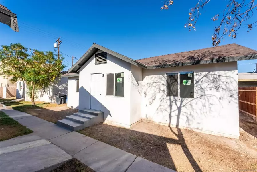 470 W OLIVE AVE, El Centro, CA 92243