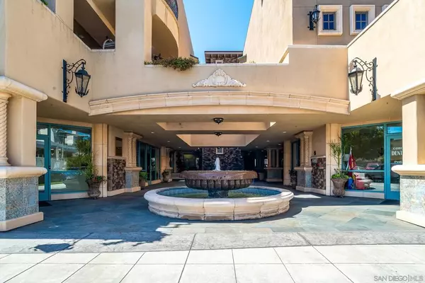 Coronado, CA 92118,120 C Avenue #208