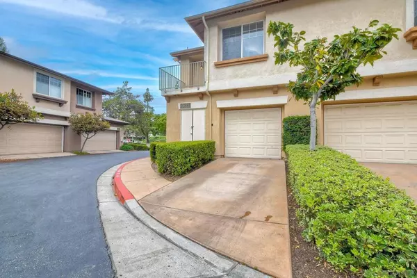 San Diego, CA 92123,9633 West Canyon Terrace #2