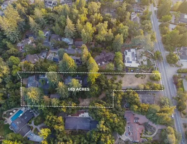 Saratoga, CA 95070,13845 Saratoga Ave