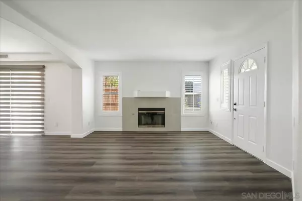 Chula Vista, CA 91911,345 Moss #8