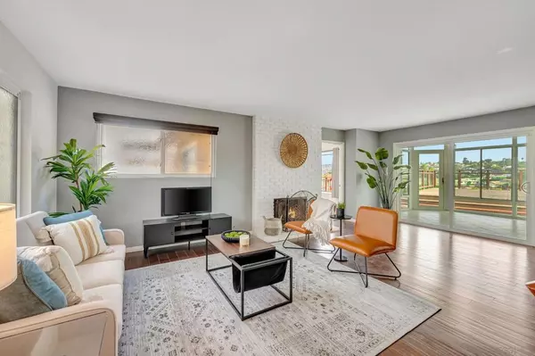 San Diego, CA 92117,3212 Cadden Ct