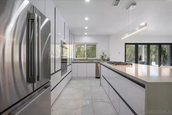 San Diego, CA 92119,6626 Tuxedo Rd