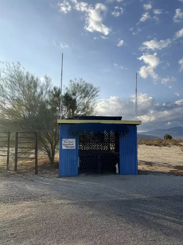 Borrego Springs, CA 92004,0 Town Center Christmas Circle