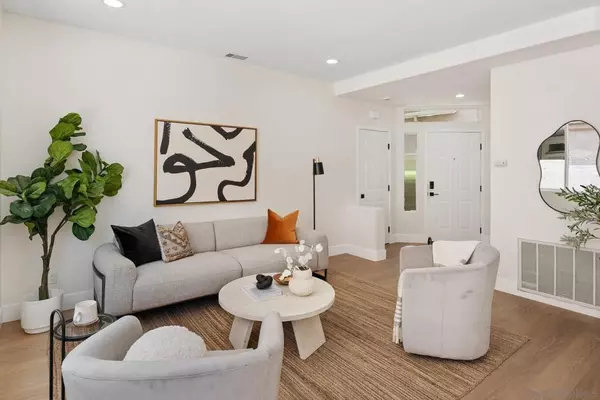 San Diego, CA 92126,9471 Compass Point Dr S