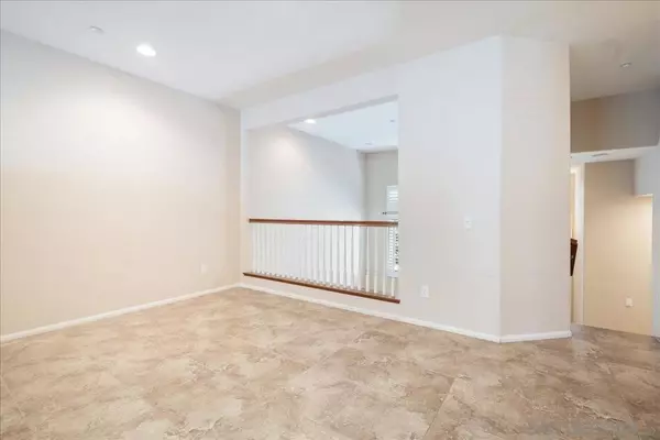 Santee, CA 92071,1050 Iron Wheel St