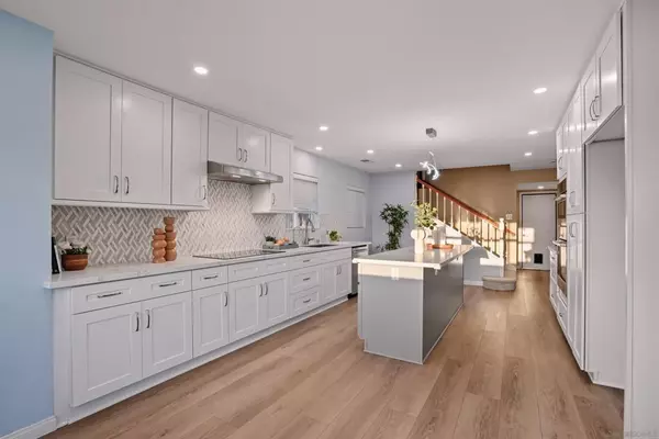 San Diego, CA 92128,14704 Carmel Ridge Rd