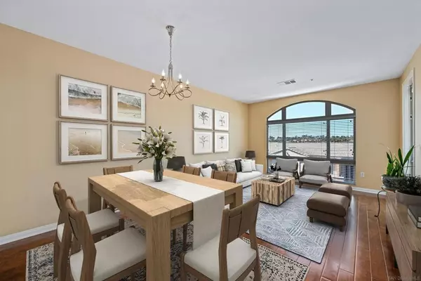 San Diego, CA 92130,3877 Pell Pl #424