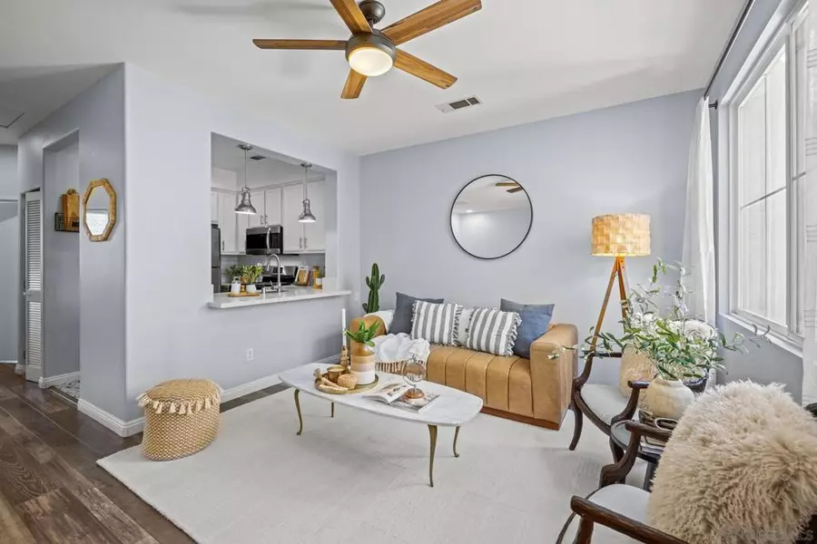 6008 Paseo Salinero, Carlsbad, CA 92009