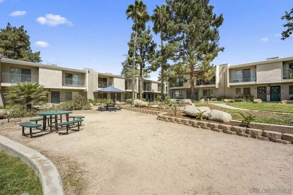 El Cajon, CA 92021,1045 Peach Ave #59