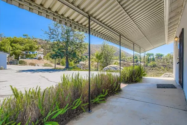 Jamul, CA 91935,13622 Coyote Vista Way