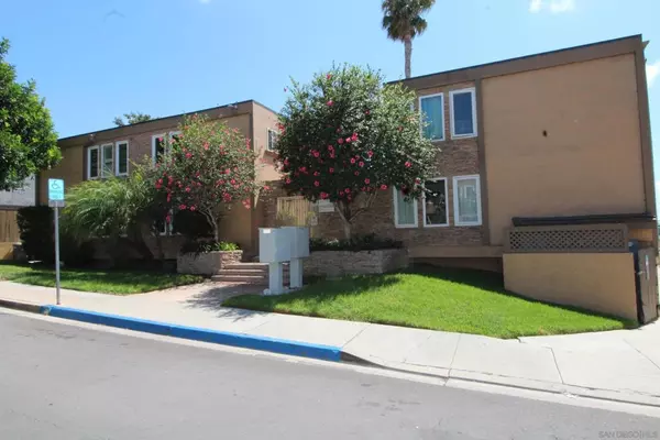 San Diego, CA 92115,5511 Adelaide Ave #29