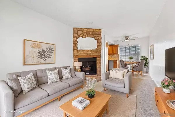 San Diego, CA 92115,4520 51st #11