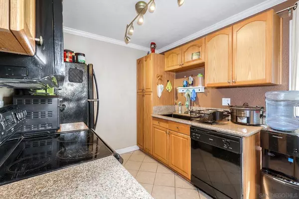 Lakeside, CA 92040,12923 Mapleview St #6