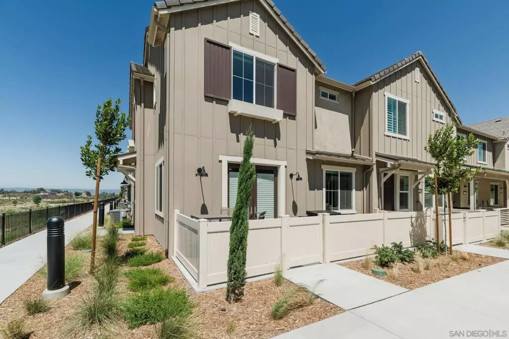 Temecula, CA 92591,32395 Tannat Dr