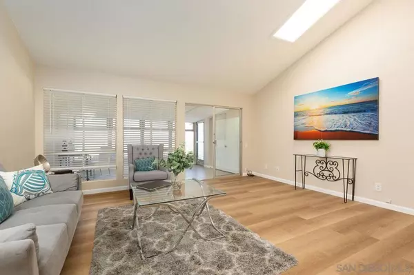 3660 Vista Campana N #33, Oceanside, CA 92057