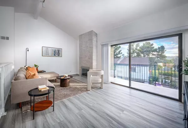 7325 Alicante Rd #A, Carlsbad, CA 92009