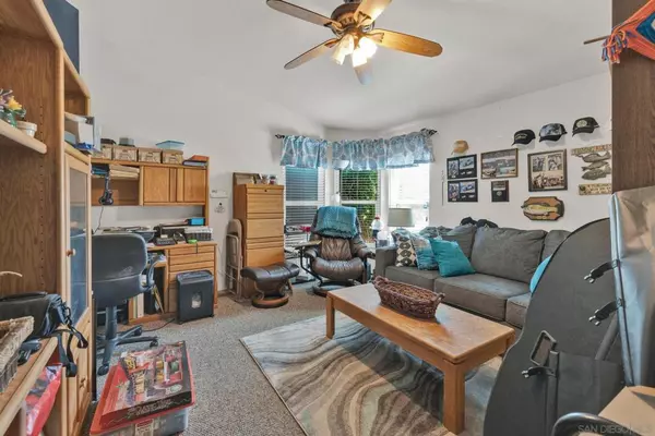 El Cajon, CA 92021,260 E Bradley Ave