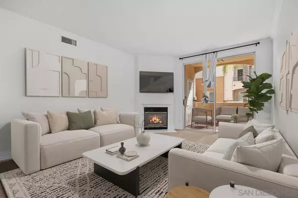 San Diego, CA 92130,12370 Carmel Country Road #202