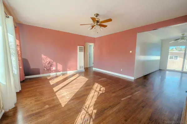 San Diego, CA 92139,2361 Calle Tortuosa