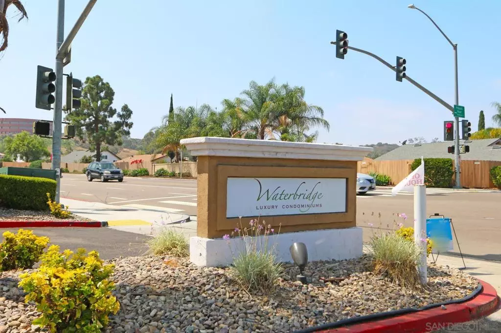 San Diego, CA 92127,17093 W Bernardo Dr #202