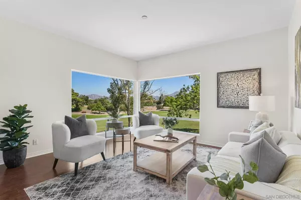 12132 Royal Birkdale Row #303E, San Diego, CA 92128