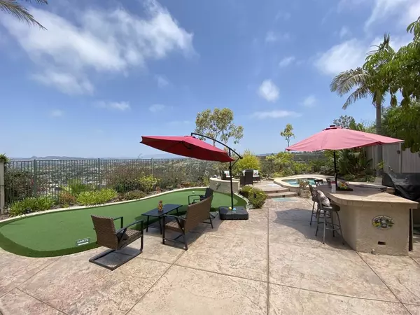 Oceanside, CA 92057,186 Ridge View Way