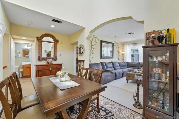 Chula Vista, CA 91914,380 Callesita Mariola