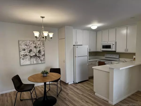 San Diego, CA 92109,1885 Diamond St #2-235