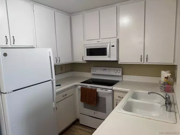 San Diego, CA 92109,1885 Diamond St #2-235