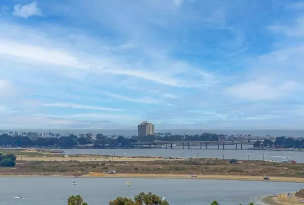 San Diego, CA 92117,2910 Erie St