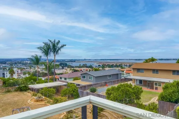 San Diego, CA 92117,2910 Erie St