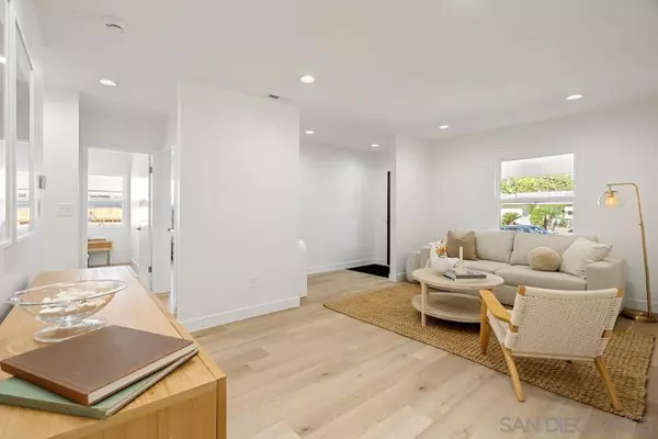 La Mesa, CA 91942,6056 Winfield Ave