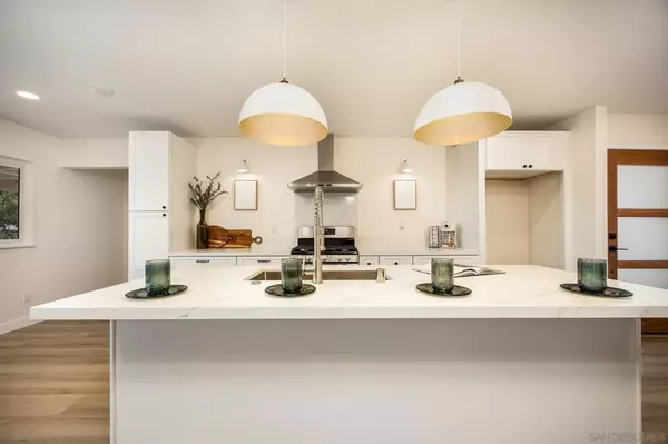 Chula Vista, CA 91911,52 Rivera Pl