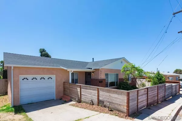 San Diego, CA 92114,5211 Trinidad Way