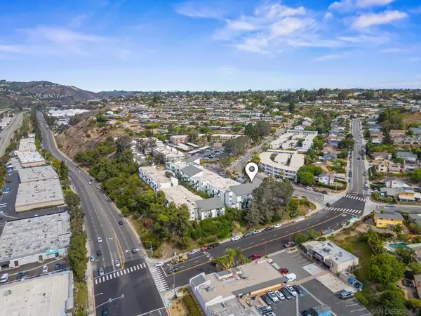 San Diego, CA 92117,4060 Huerfano Ave #125