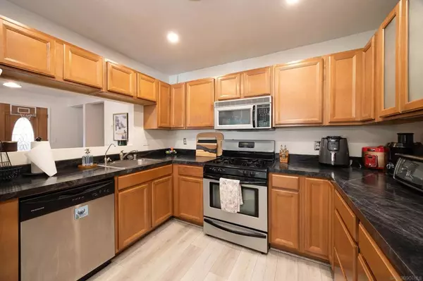 Vista, CA 92084,969 Marlin Dr