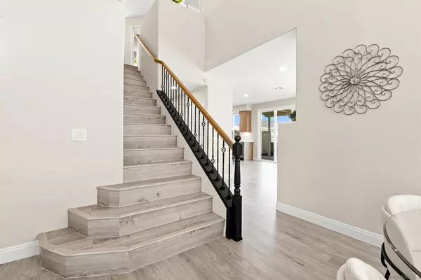 San Diego, CA 92128,18771 Caminito Pasadero #66