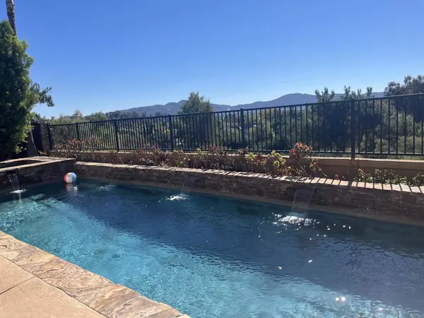 San Marcos, CA 92069,320 Crownview Ct