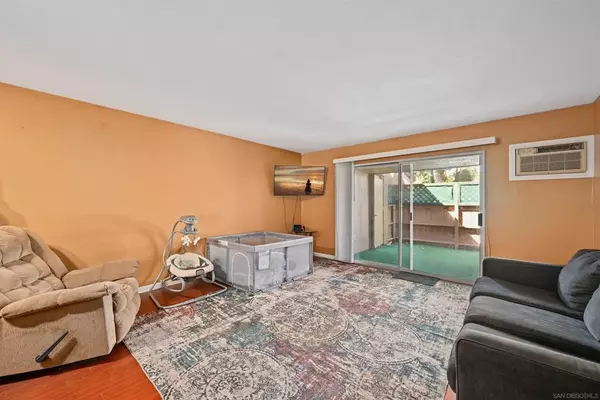 San Diego, CA 92119,8765 Lake Murray Blvd #3